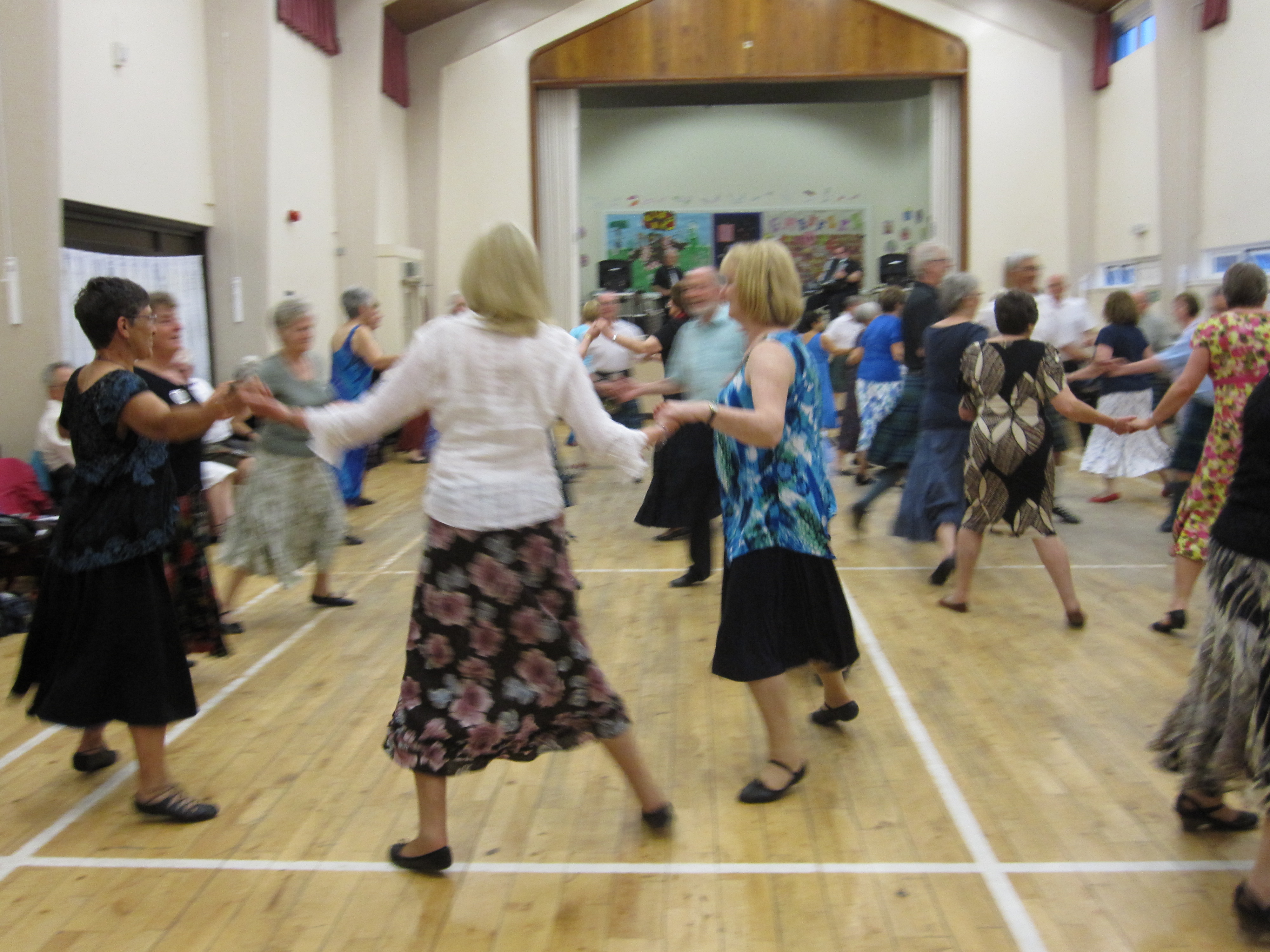RSCDS Dunfermline Branch Scottish Country Dancing in Scotland's